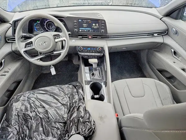KMHLM4AJ7PU047282 2023 HYUNDAI ELANTRA - Image 8