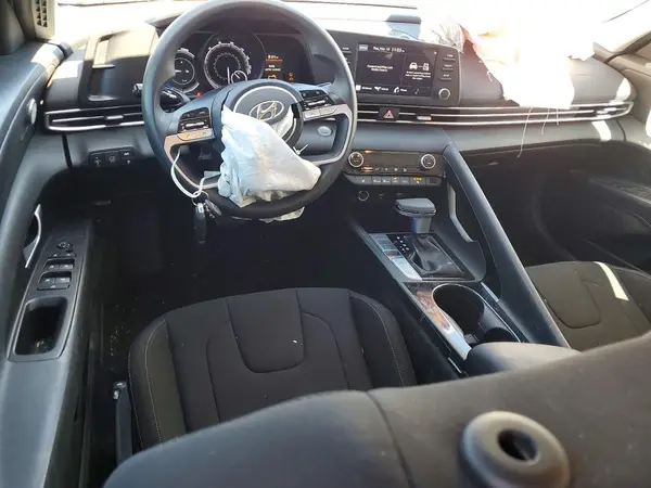 KMHLM4AJ7PU051218 2023 HYUNDAI ELANTRA - Image 8