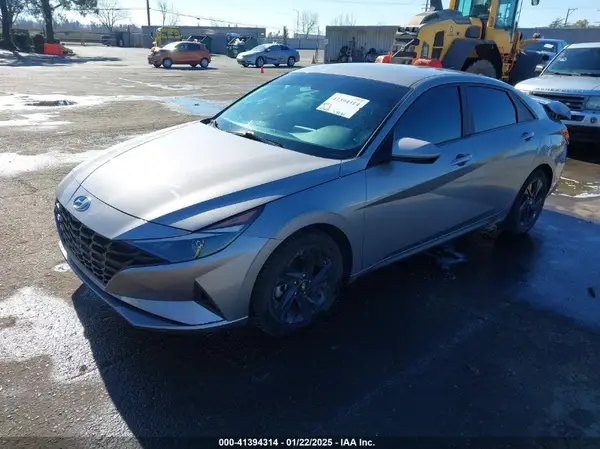 KMHLM4AJ7PU059237 2023 HYUNDAI ELANTRA - Image 2