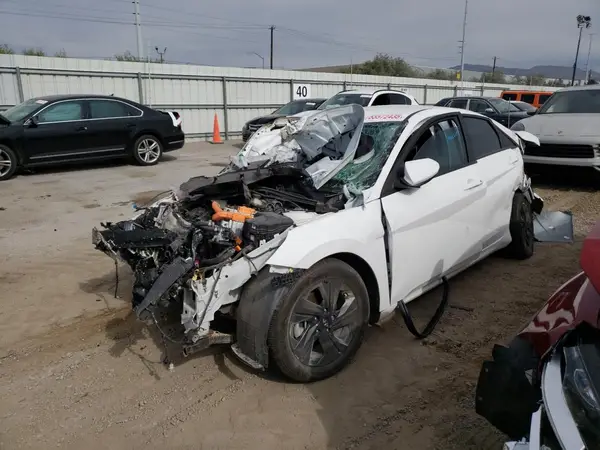 KMHLM4AJ7PU059710 2023 HYUNDAI ELANTRA - Image 1