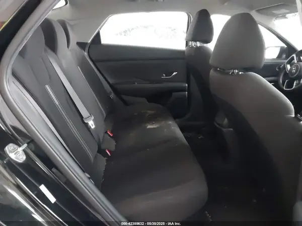 KMHLM4AJ8MU005392 2021 HYUNDAI ELANTRA - Image 8