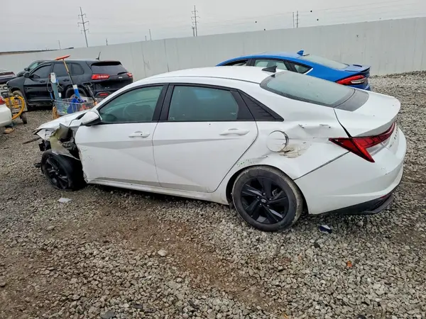 KMHLM4AJ8MU009328 2021 HYUNDAI ELANTRA - Image 2