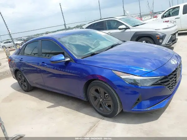 KMHLM4AJ8PU033326 2023 HYUNDAI ELANTRA - Image 1