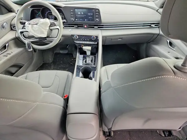 KMHLM4AJ8PU035545 2023 HYUNDAI ELANTRA - Image 8