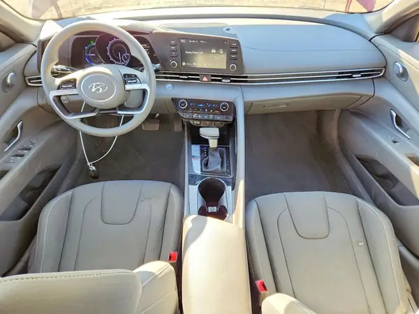 KMHLM4AJ8PU044763 2023 HYUNDAI ELANTRA - Image 8