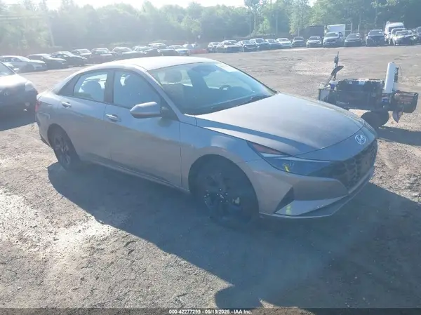 KMHLM4AJ8PU044889 2023 HYUNDAI ELANTRA - Image 1