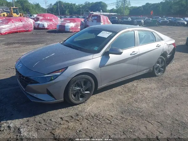 KMHLM4AJ8PU044889 2023 HYUNDAI ELANTRA - Image 2