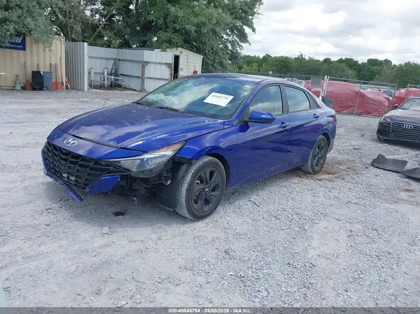 KMHLM4AJ8PU055794 2023 HYUNDAI ELANTRA - Image 2