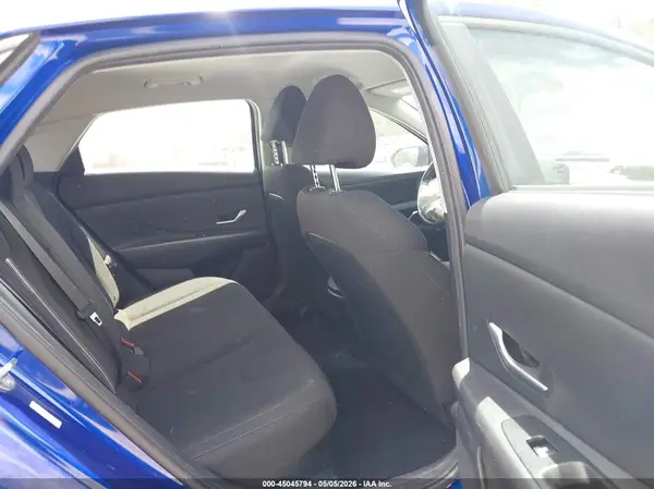 KMHLM4AJ8PU055794 2023 HYUNDAI ELANTRA - Image 8