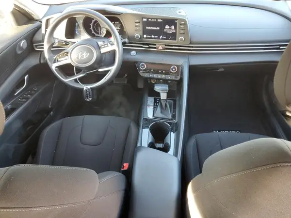 KMHLM4AJ8PU073423 2023 HYUNDAI ELANTRA - Image 8