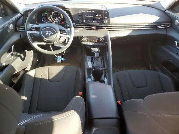 KMHLM4AJ8PU076161 2023 HYUNDAI ELANTRA - Image 8
