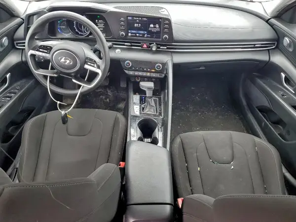 KMHLM4AJ8PU083949 2023 HYUNDAI ELANTRA - Image 8