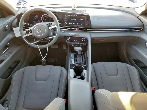 KMHLM4AJ9MU009208 2021 HYUNDAI ELANTRA - Image 8