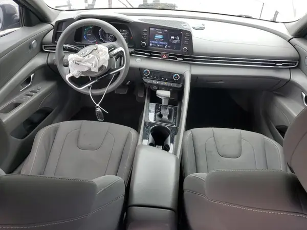 KMHLM4AJ9NU019223 2022 HYUNDAI ELANTRA - Image 8