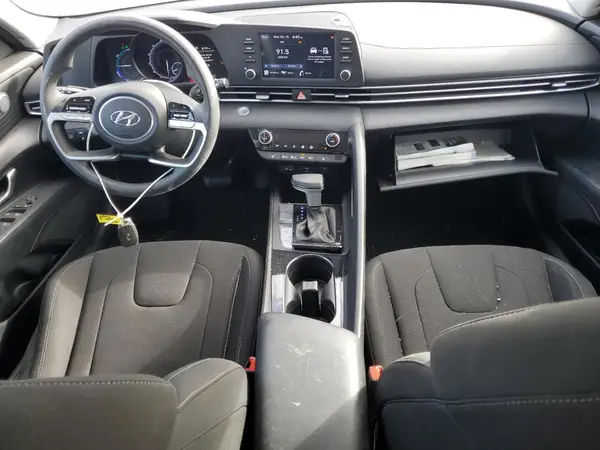 KMHLM4AJ9NU020193 2022 HYUNDAI ELANTRA - Image 8