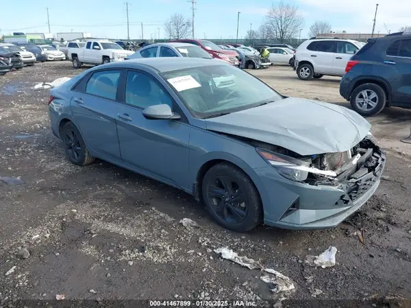 KMHLM4AJ9NU022784 2022 HYUNDAI ELANTRA - Image 1