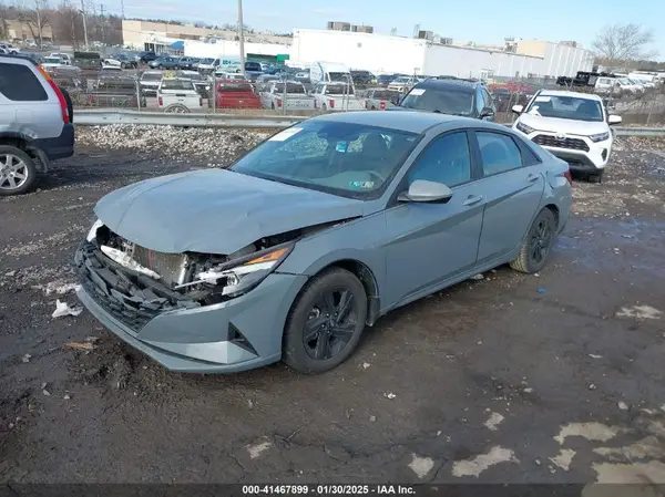 KMHLM4AJ9NU022784 2022 HYUNDAI ELANTRA - Image 2