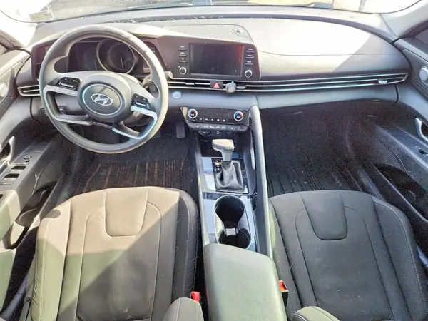 KMHLM4AJ9NU031923 2022 HYUNDAI ELANTRA - Image 8