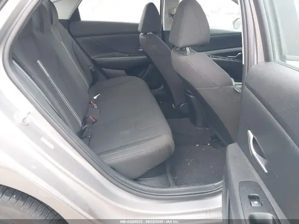 KMHLM4AJ9PU033657 2023 HYUNDAI ELANTRA - Image 8
