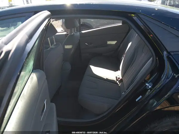 KMHLM4AJ9PU041886 2023 HYUNDAI ELANTRA - Image 8