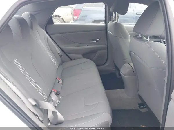 KMHLM4AJ9PU043038 2023 HYUNDAI ELANTRA - Image 8