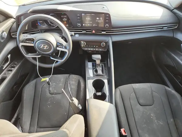 KMHLM4AJ9PU046375 2023 HYUNDAI ELANTRA - Image 8