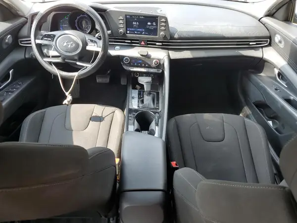 KMHLM4AJ9PU051737 2023 HYUNDAI ELANTRA - Image 8