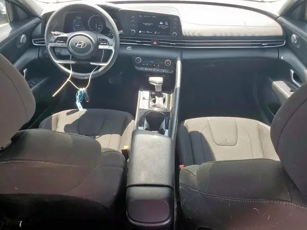 KMHLM4AJ9PU060678 2023 HYUNDAI ELANTRA - Image 8
