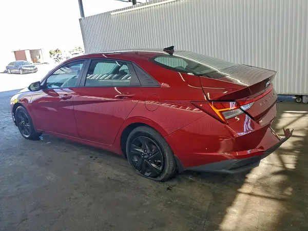 KMHLM4AJ9PU078520 2023 HYUNDAI ELANTRA - Image 2
