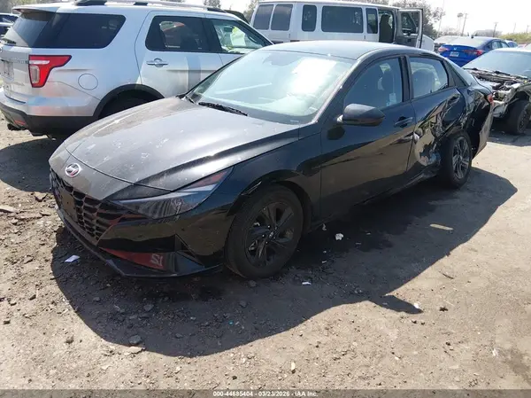KMHLM4AJ9PU083779 2023 HYUNDAI ELANTRA - Image 2