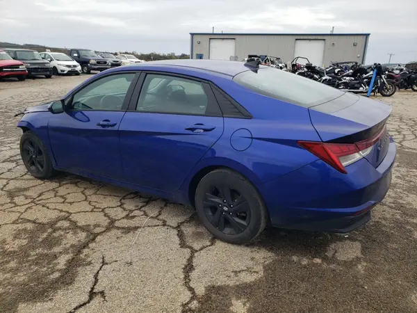 KMHLM4AJ9PU085905 2023 HYUNDAI ELANTRA - Image 2