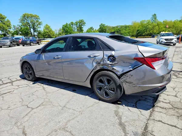 KMHLM4AJXMU005488 2021 HYUNDAI ELANTRA - Image 2