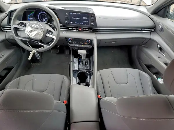 KMHLM4AJXMU010464 2021 HYUNDAI ELANTRA - Image 8