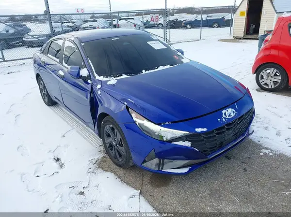 KMHLM4AJXNU013091 2022 HYUNDAI ELANTRA - Image 1