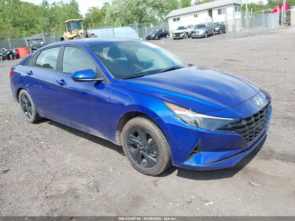 KMHLM4AJXNU021093 2022 HYUNDAI ELANTRA - Image 1