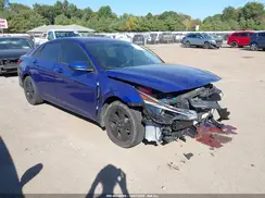 KMHLM4AJXNU023975 2022 HYUNDAI ELANTRA