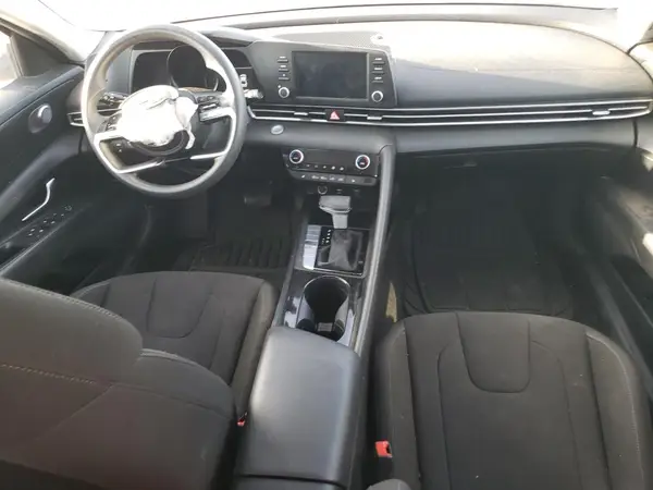 KMHLM4AJXNU030487 2022 HYUNDAI ELANTRA - Image 8