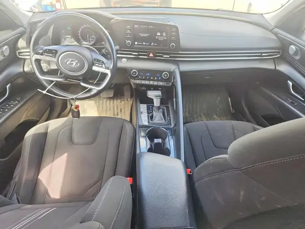 KMHLM4AJXNU030750 2022 HYUNDAI ELANTRA - Image 8