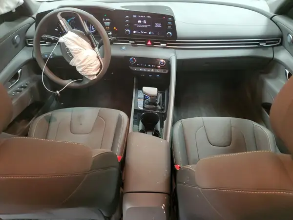 KMHLM4AJXPU039273 2023 HYUNDAI ELANTRA - Image 8