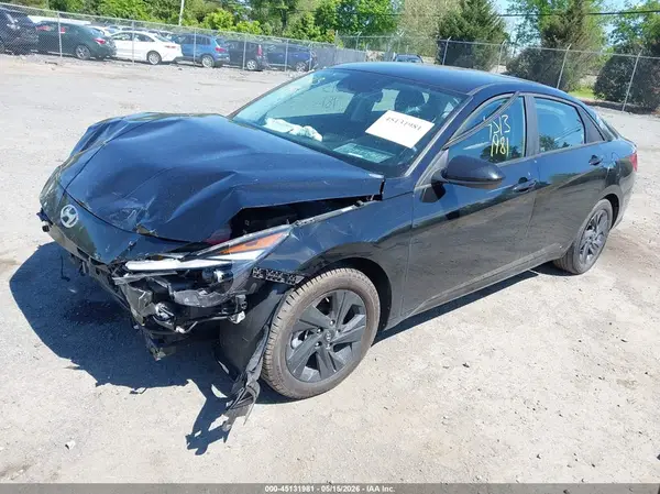 KMHLM4AJXPU058440 2023 HYUNDAI ELANTRA - Image 2