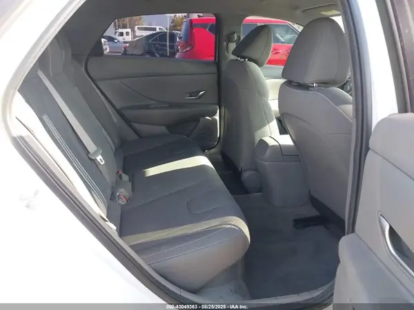 KMHLM4AJXPU059250 2023 HYUNDAI ELANTRA - Image 8