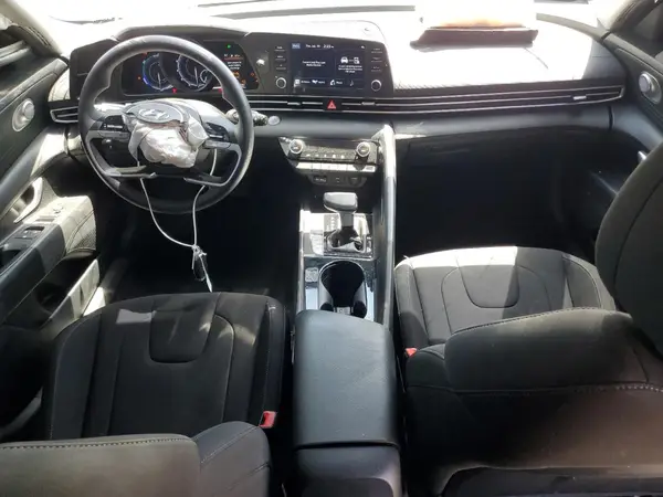 KMHLM4AJXPU060009 2023 HYUNDAI ELANTRA - Image 8