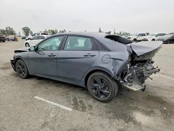 KMHLM4AJXPU071642 2023 HYUNDAI ELANTRA - Image 2
