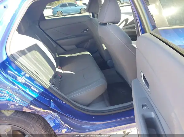 KMHLM4AJXPU079806 2023 HYUNDAI ELANTRA - Image 8