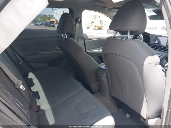 KMHLM4AJXPU082740 2023 HYUNDAI ELANTRA - Image 8