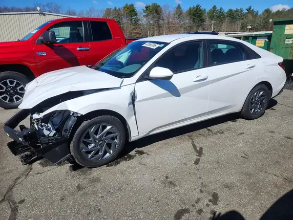 KMHLM4DG0RU639061 2024 HYUNDAI ELANTRA - Image 1