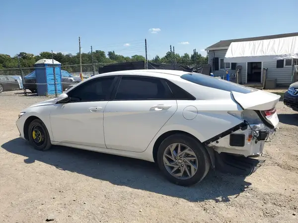 KMHLM4DG0RU642476 2024 HYUNDAI ELANTRA - Image 2