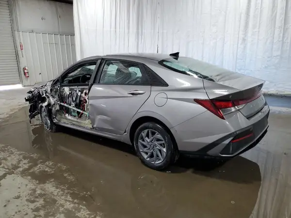 KMHLM4DG0RU653378 2024 HYUNDAI ELANTRA - Image 2