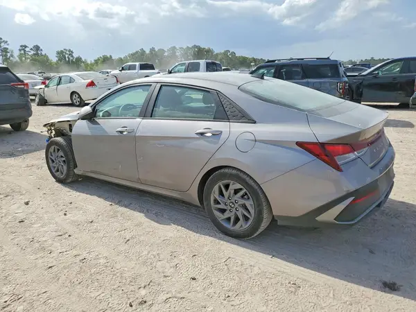 KMHLM4DG0RU663196 2024 HYUNDAI ELANTRA - Image 2