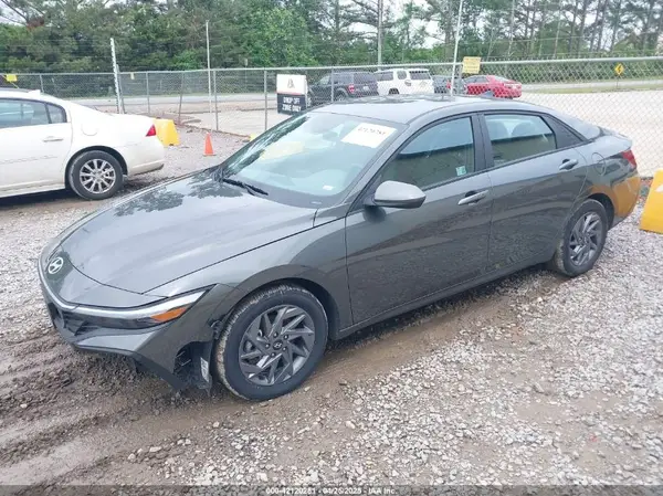 KMHLM4DG0RU664770 2024 HYUNDAI ELANTRA - Image 2